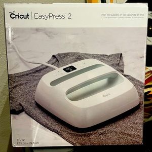 Cricut EasyPress 2 Heat Press Machine (9 in x 9 in),Ideal for T-Shirts,Totes etc